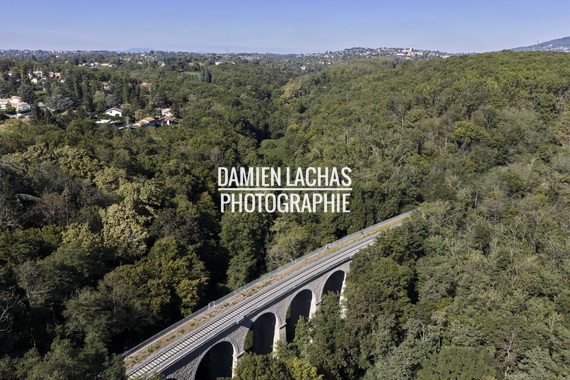 met lyon ruisseau-planches amont photo aerien 001