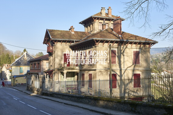 patrimoine grande batisse st-geoire-valdaine bourg 741 001