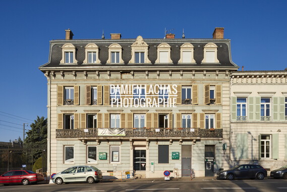 patrimoine grande batisse voiron bnp senozan 001