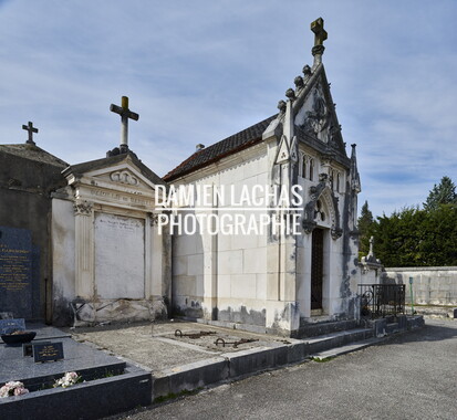 patrimoine public voiron chapelle funeraire barral 001 pano