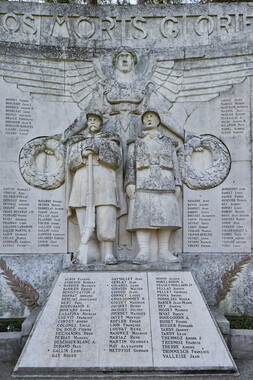 patrimoine public voiron monuments morts 004