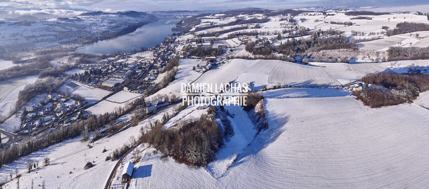 pays voironnais aerien paladru chateau 008 pano