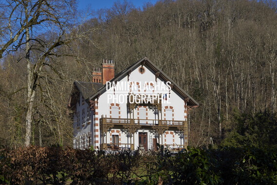 pays voironnais grande batisse st-geoire-valdaine chalet pajotiere 001