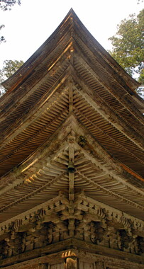 japon pagode gojudo mont haguro san 005