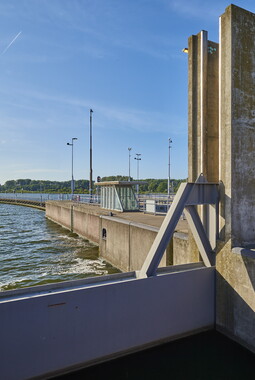 pays-bas aout2014 fluvial ecluse 020
