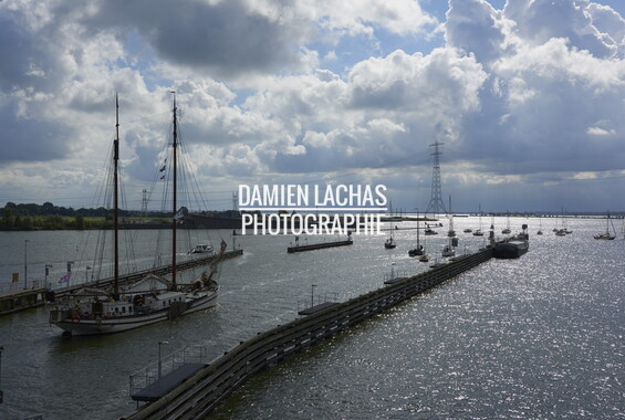 pays-bas aout2014 fluvial pont ecluse grand gabarit 015