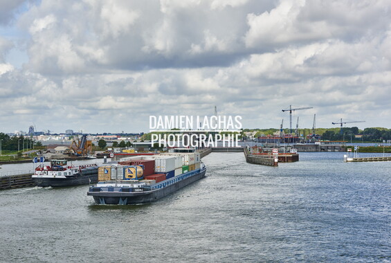 pays-bas aout2014 fluvial pont ecluse grand gabarit 029