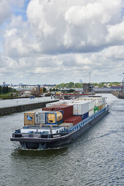pays-bas aout2014 fluvial pont ecluse grand gabarit 030