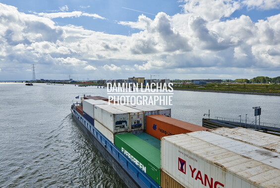 pays-bas aout2014 fluvial pont ecluse grand gabarit 035